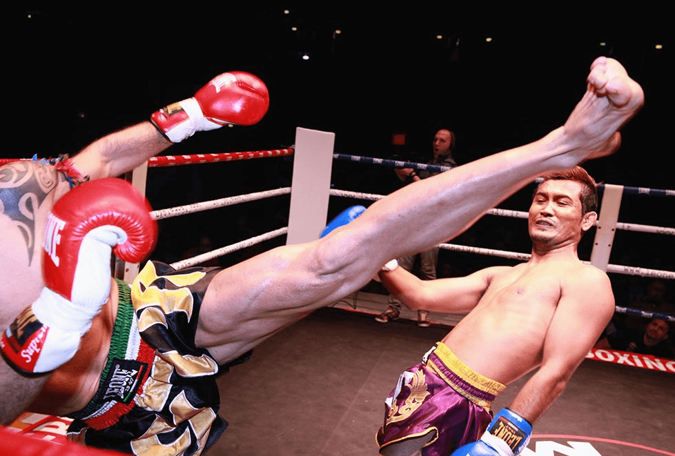 Taller guys have the advantage of kicks, punches and elbow strikes in muay thai combat